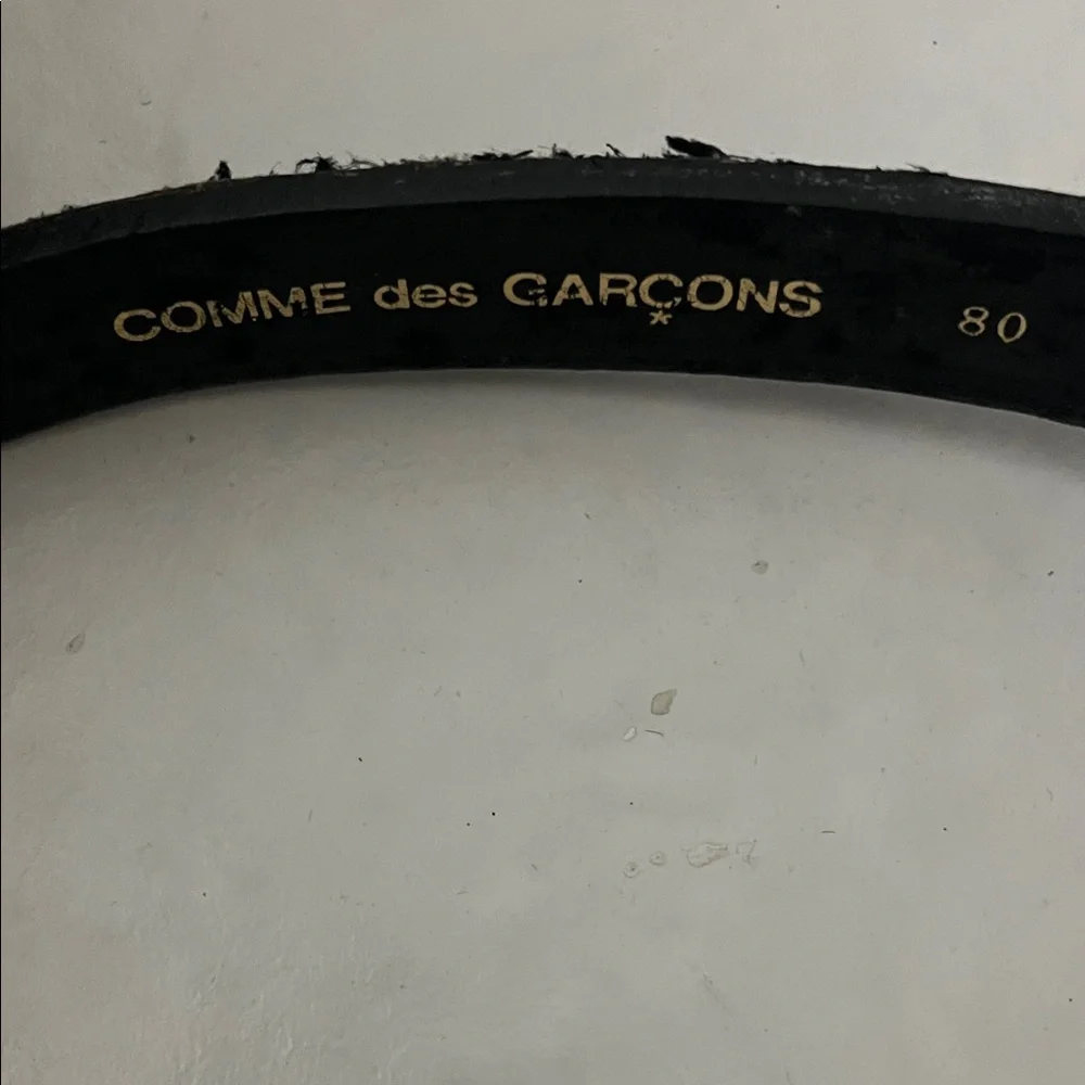 Comme des Garcons Black Textured Belt leather sz 80